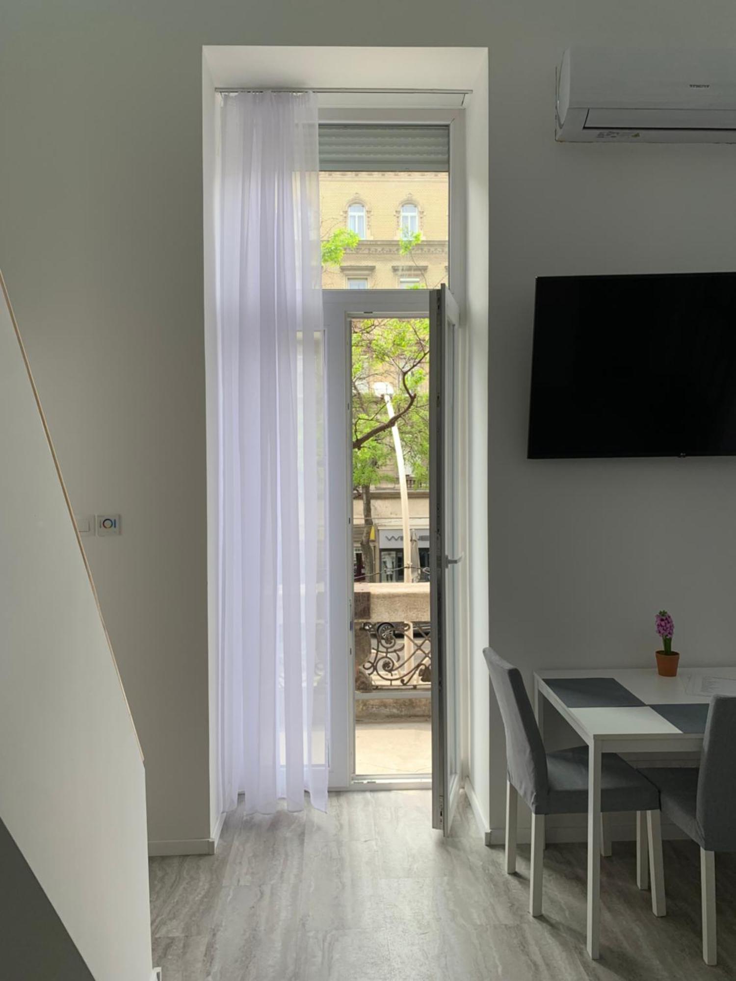 Balcony Gallery Budapeste Exterior foto